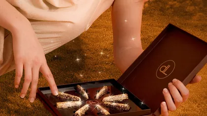 Ciocolată poleită cu aur 22 de karate, printre dulciurile speciale de Crăciun VIDEO