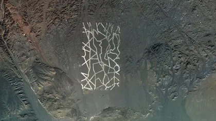 Sateliţii au descoperit structuri misterioase în deşertul Gobi GALERIE FOTO