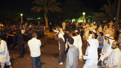 Kuweit: Protestatarii au luat cu asalt clădirea Parlamentului