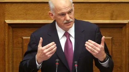 Papandreou: Respingerea planului UE ar însemna ieşirea Greciei din zona euro
