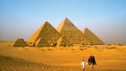 11.11.2011 închide marea piramidă a lui Keops