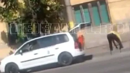 Un taximetrist din Dej, hoţ de borduri VIDEO