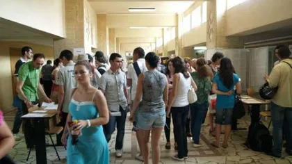 Percheziţii în căminele studenţeşti din Ploieşti: poliţiştii caută traficanţi de canabis