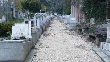 Un piteştean viu vrea să se mute oficial la cimitir