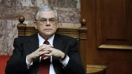 Premierul Greciei a cerut Parlamentului să voteze între programul de salvare şi haos