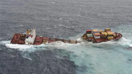 Navă cu 22 de pasageri la bord, eşuată în Iran. Cel puţin 9 persoane au murit