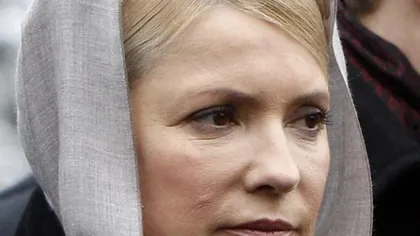 Iulia Timoşenko face masaj în închisoare