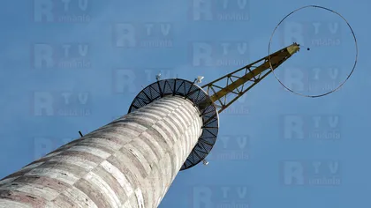 Cum a fost construit cel mai înalt turn de paraşutism din România GALERIE FOTO