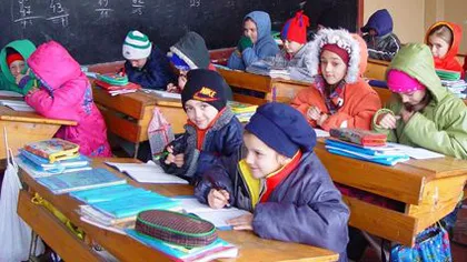 Peste 380 elevi de la două şcoli din Vaslui au fost trimişi acasă din cauza frigului din clase