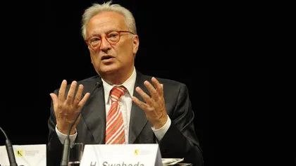 Swoboda: Băsescu este un lider autoritar, ar trebui să dialogheze cu protestatarii