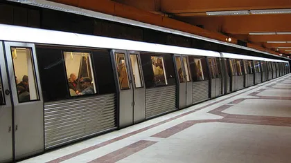 Metrorex, obligată de FMI să producă mai mulţi bani. Regia va introduce 16 trenuri suplimentare