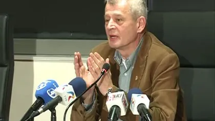 Sorin Oprescu i-a mustrat pe operatorii de curăţenie: Luaţi sincronizarea şi băgaţi-o în dubă VIDEO