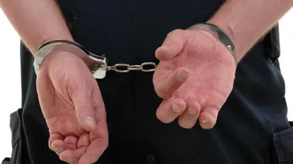30 dintre cei 31 de poliţişti de la secţiile 1 şi 3 din Bucureşti au fost reţinuţi