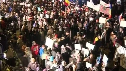 Familia lui Ponta, la protestele din Piaţa Universităţii