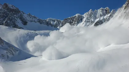 Cod roşu de avalanşă în masivele Bucegi şi Făgăraş