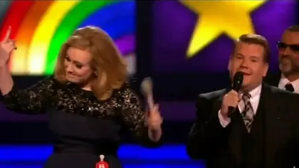 Adele a făcut gesturi obscene pe scena de la Brit Awards. Vezi ce a enervat-o pe artistă VIDEO