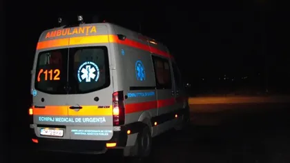 Ambulanţă cu un pacient, blocată în faţa unui stadion fiindcă nu se găsea cheia