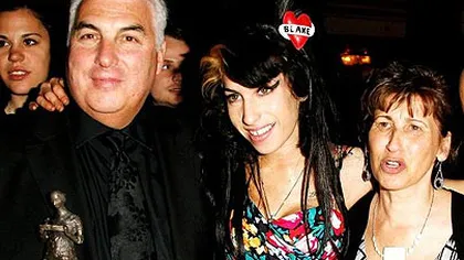 Părinţii lui Amy Winehouse cer redeschiderea anchetei. Vezi aici de ce