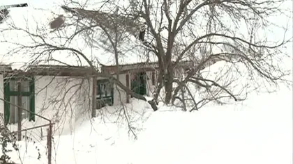 Stare de alertă în patru localităţi din Buzău din cauza problemelor făcute de ninsoare