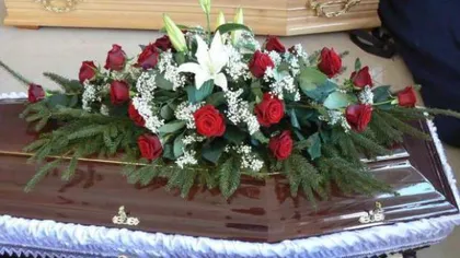 Braşov: Bebeluşul de şase luni care a fost ucis de mamă a fost înmormântat