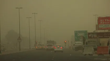 O furtuna de nisip a provocat haos pe şosele din Dubai VIDEO