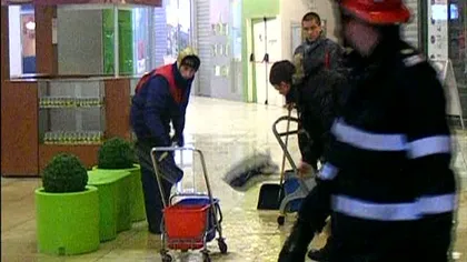Panică la mall. În Buzău, un incendiu a dus la evacuarea rapidă a persoanelor aflate la cumpărături