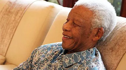 Nelson Mandela a fost spitalizat