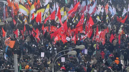 Rusia iese în stradă. Sute de mii de oameni la mitinguri pro şi anti-Putin