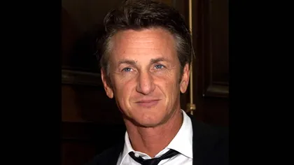 Sean Penn are o formă fizică de invidiat la 52 de ani FOTO