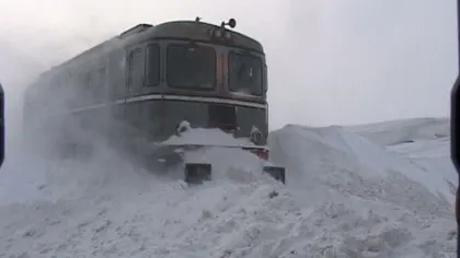 Tren blocat de avalanşă în Maramureş