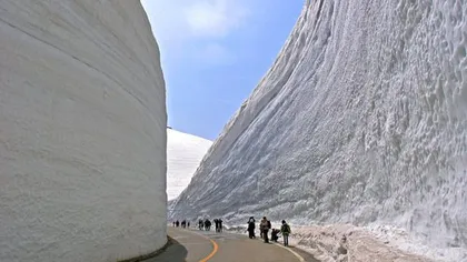 Japonezii au zăpadă de 3 metri VIDEO