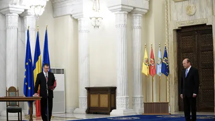 Băsescu spune că nu s-a consultat cu Ungureanu înaintea să ceară puterii 