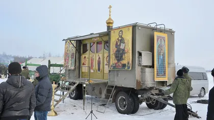 Preoţii ruşi vor testa singura biserică din lume ce poate fi paraşutată