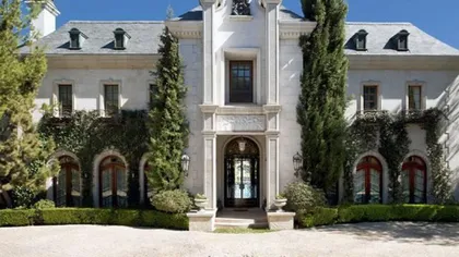 Casa în care a murit Michael Jackson, scoasă la vânzare. Vezi aici cât costă
