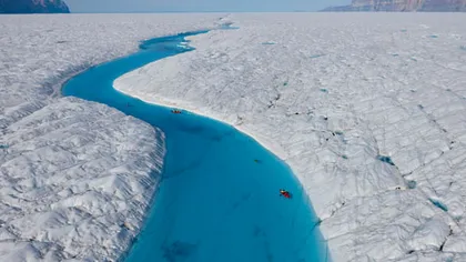 Gheţarii din Groenlanda, mai sensibili la schimbările climatice decât se credea până acum