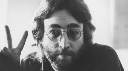 John Lennon suferea de bulimie şi avea fetişuri cu diverse feluri de mâncare