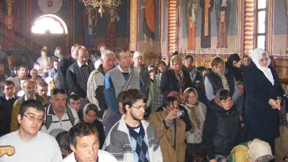 Scandal la o biserică din Craiova între enoriaşi şi un grup de penticostali, fiind vizat şi preotul