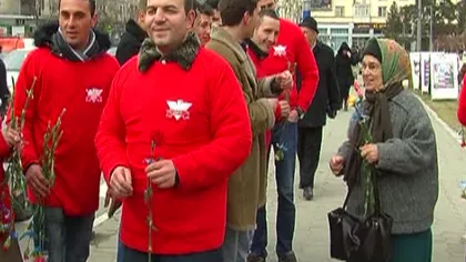 Garoafe cu gafe de la UNPR pentru femeile din Craiova VIDEO