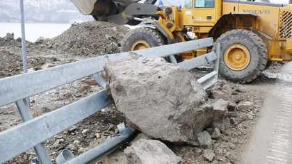 Transfăgărăşanul, blocat în zona Bâlea Cascadă din cauza căderilor de pietre