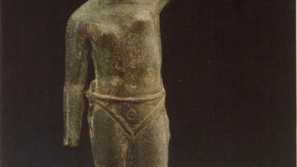 Femeia-gladiator: O statuie romană arată o luptătoare cu sânii goi FOTO