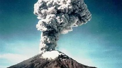 Vulcanul Popocatepetl stă să erupă