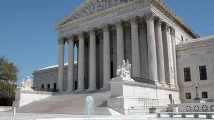 Români printre judecătorii Curţii Supreme a Statelor Unite