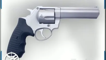 Arma crimelor din Arad: un revolver de producţie sârbească