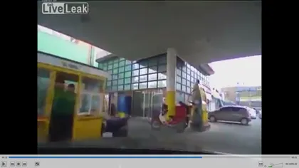 Frânaaaa, şmechere! Vezi cum a distrus un şofer o benzinărie VIDEO
