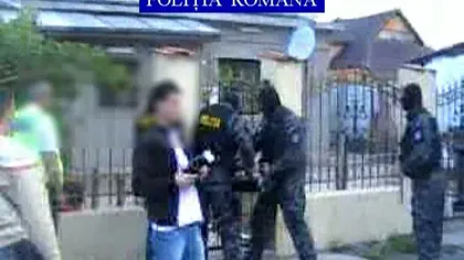 Doi escroci, prinşi de poliţiştii din Bucureşti