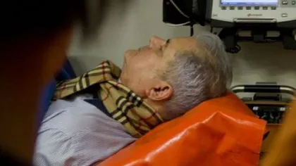 Adrian Năstase, externat din Spitalul Floreasca VEZI IMAGINI DE LA EXTERNAREA LUI NĂSTASE