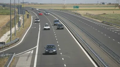 Circa 40 de şoferi, sancţionaţi după ce au depăşit viteza legală pe Autostrada Soarelui