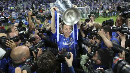 Angajaţii lui Chelsea au stricat trofeul Ligii Campionilor