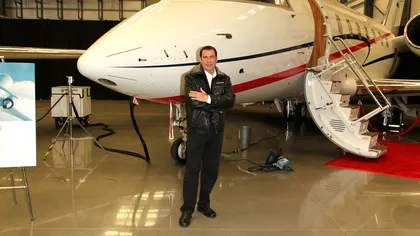 John Travolta a avut o RELAŢIE de 6 ani cu un pilot, dar a fost PĂRĂSIT pentru că mirosea urât