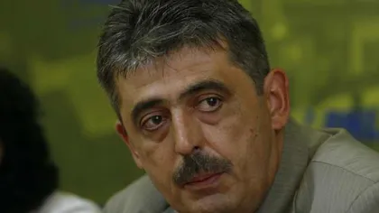 Şeful Consiliului Judeţean Cluj şi-a ras mustaţa în direct, la televizor VIDEO